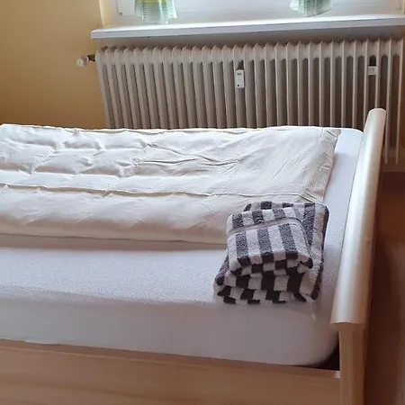 منزل للإقامة Gaestehaus Eissler Helmsheim